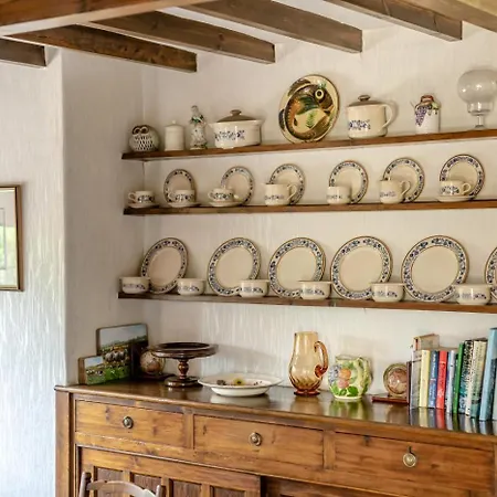 3 Bed In Oc-c32364 Ferienhaus