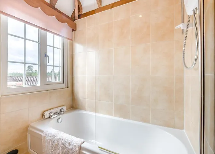 3 Bed In Oc-c32364 Ferienhaus