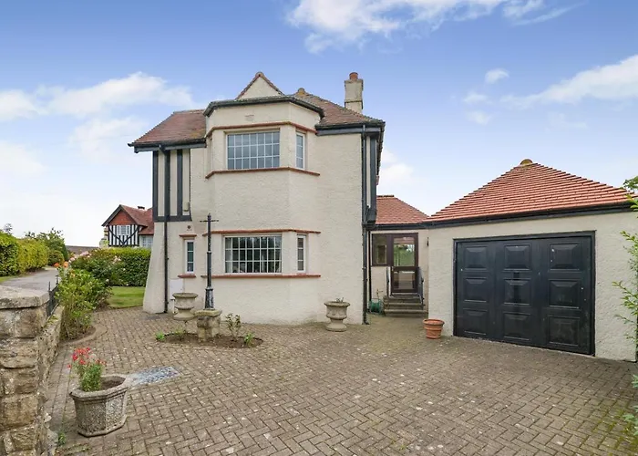 3 Bed In Oc-c32364 Ferienhaus *