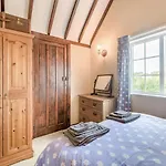 3 Bed In Oc-c32364 *